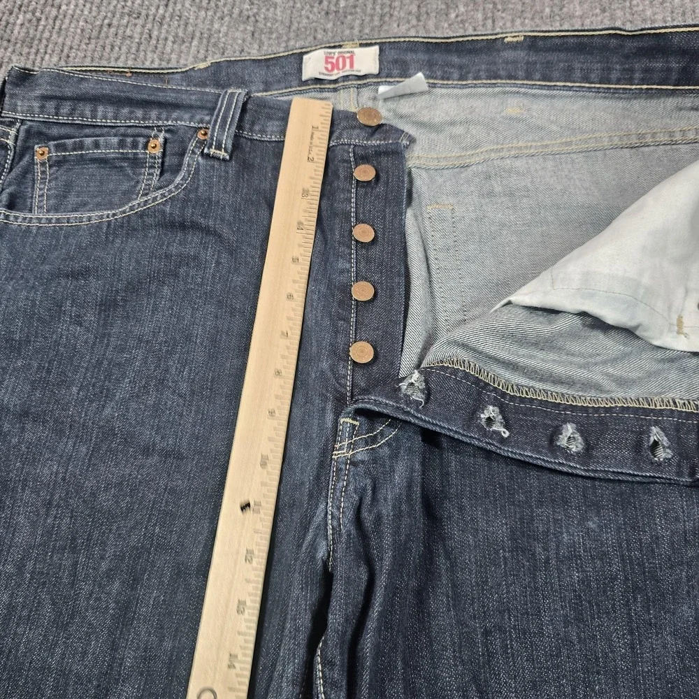 Levi's 501‎ Jeans Mens 38x32 Blue Straight Leg Regular Button Fly Denim